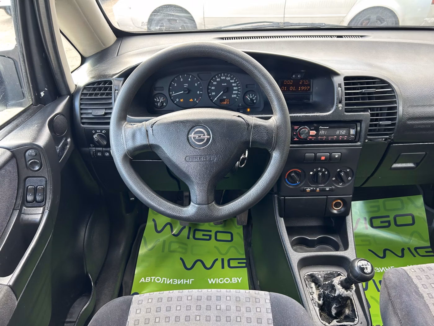 Opel Zafira фото 15