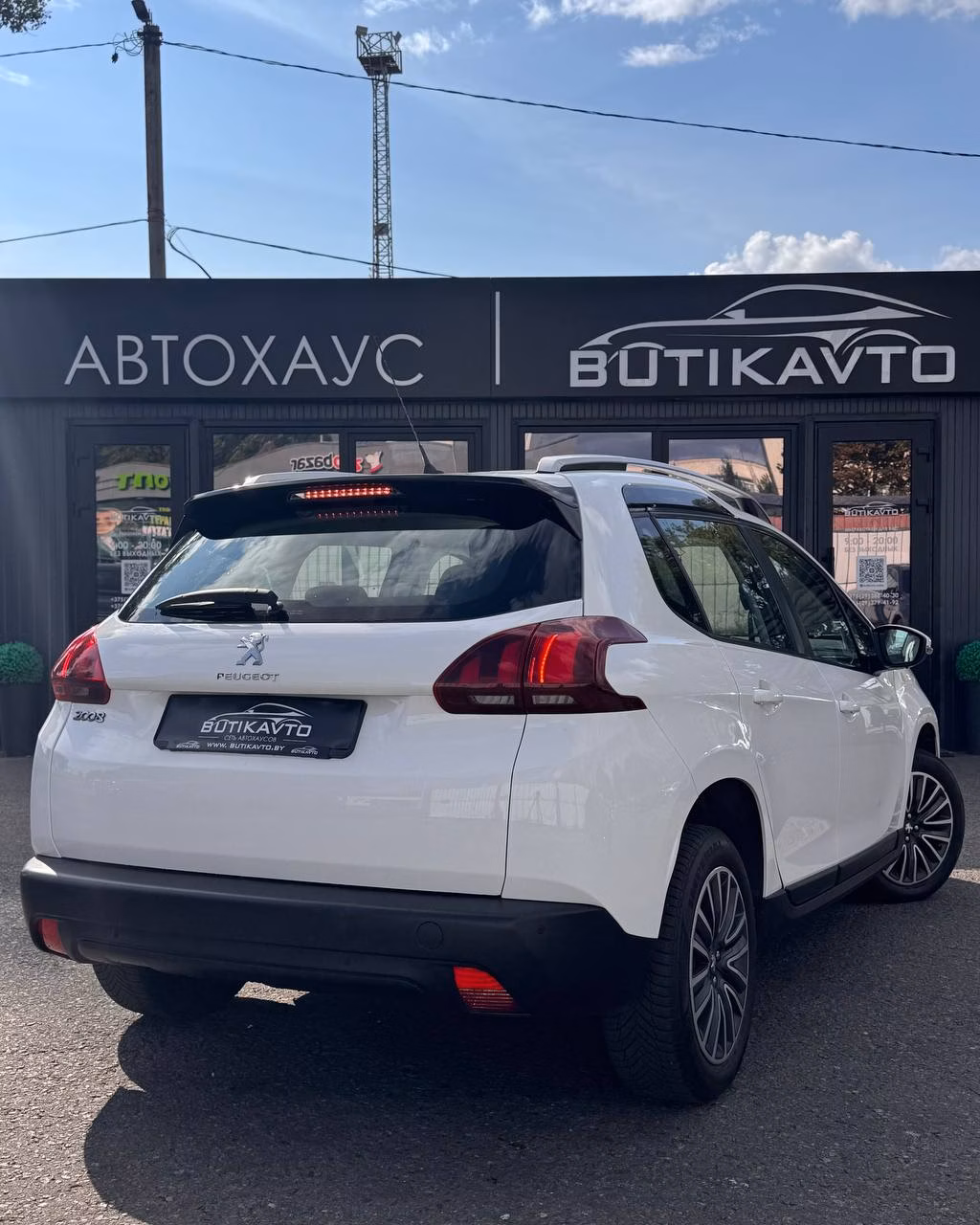Peugeot 2008 фото 6