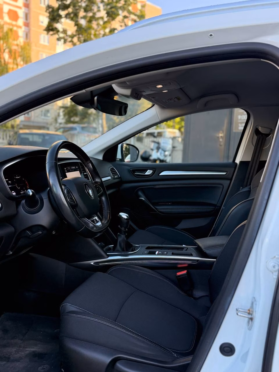 Renault Megane фото 9