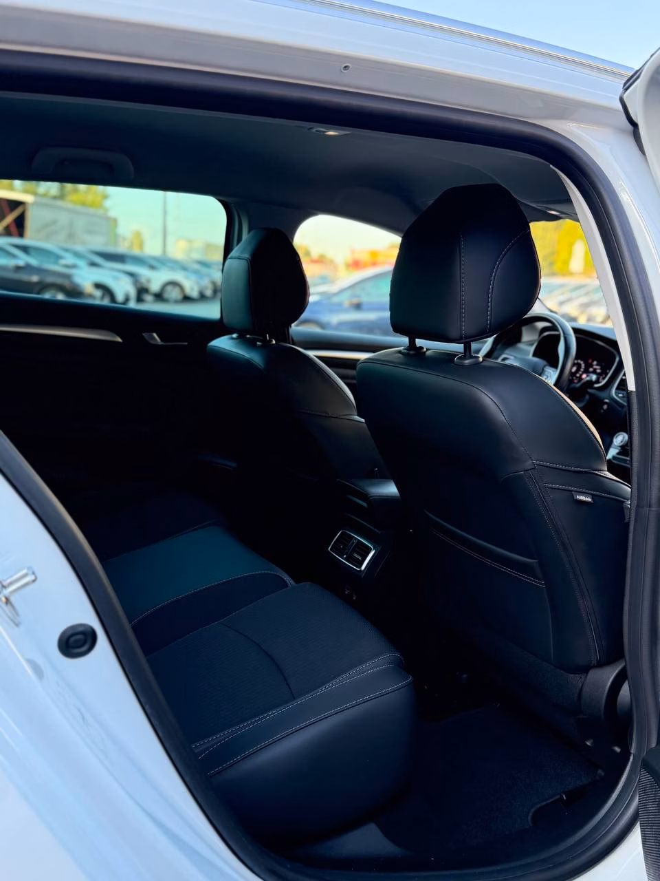 Renault Megane фото 13