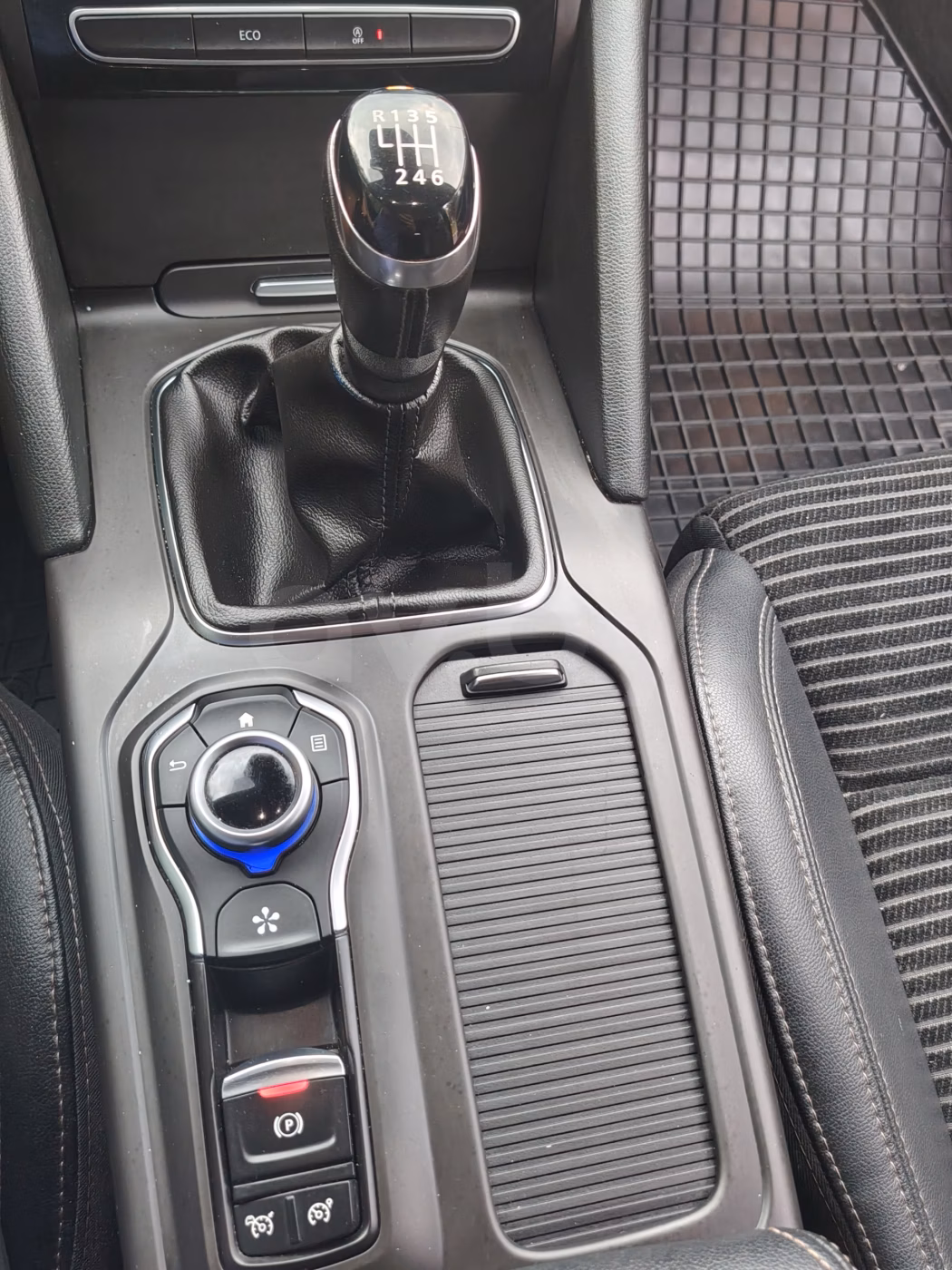 Renault Talisman фото 19