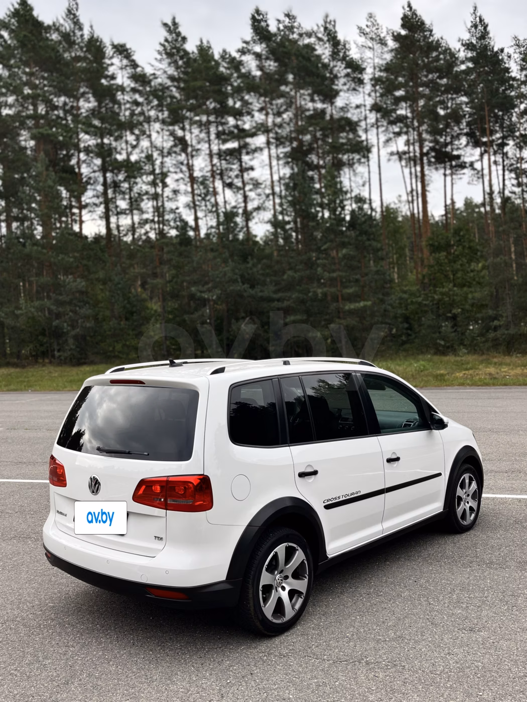 Volkswagen Touran фото 6