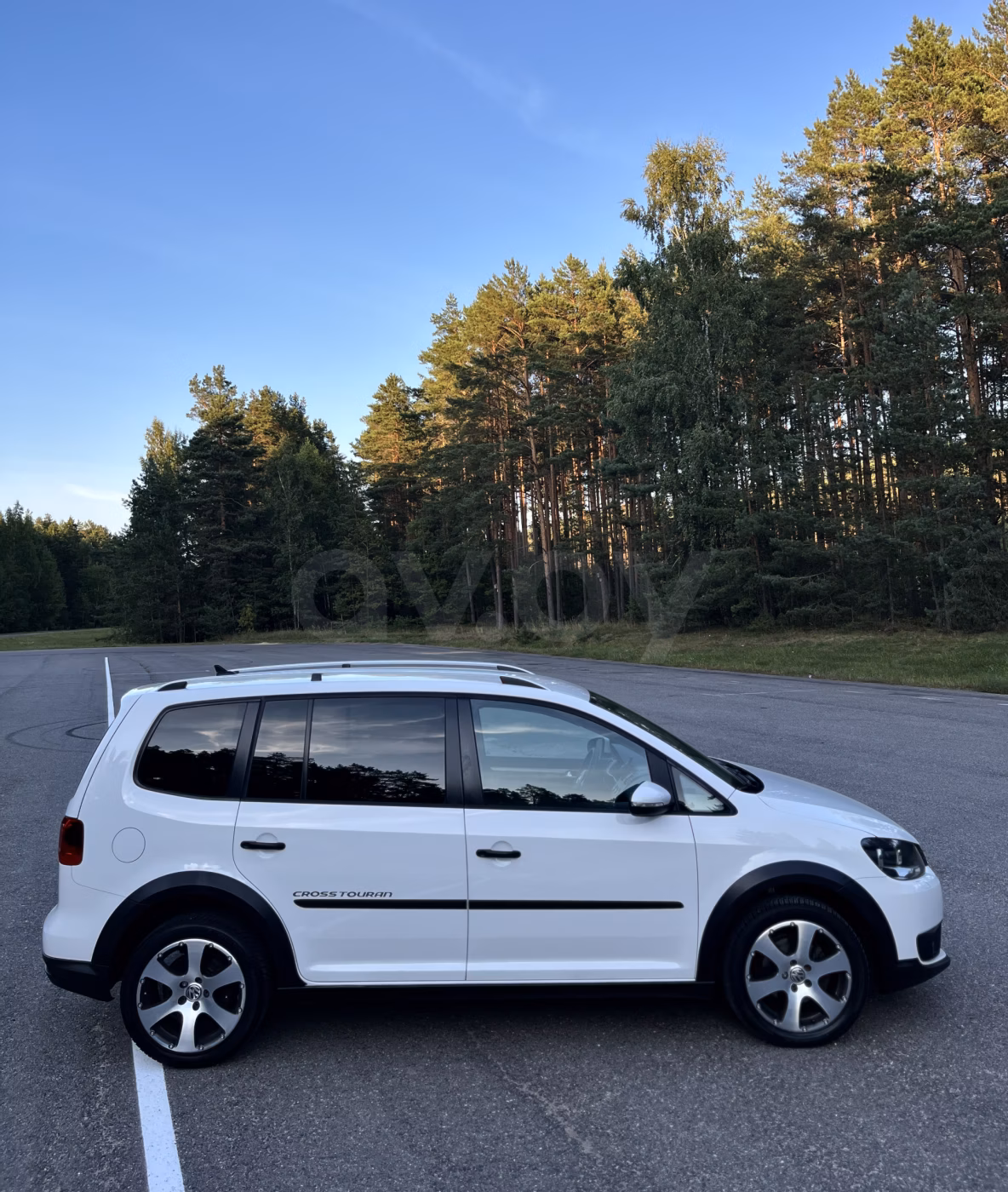 Volkswagen Touran фото 15
