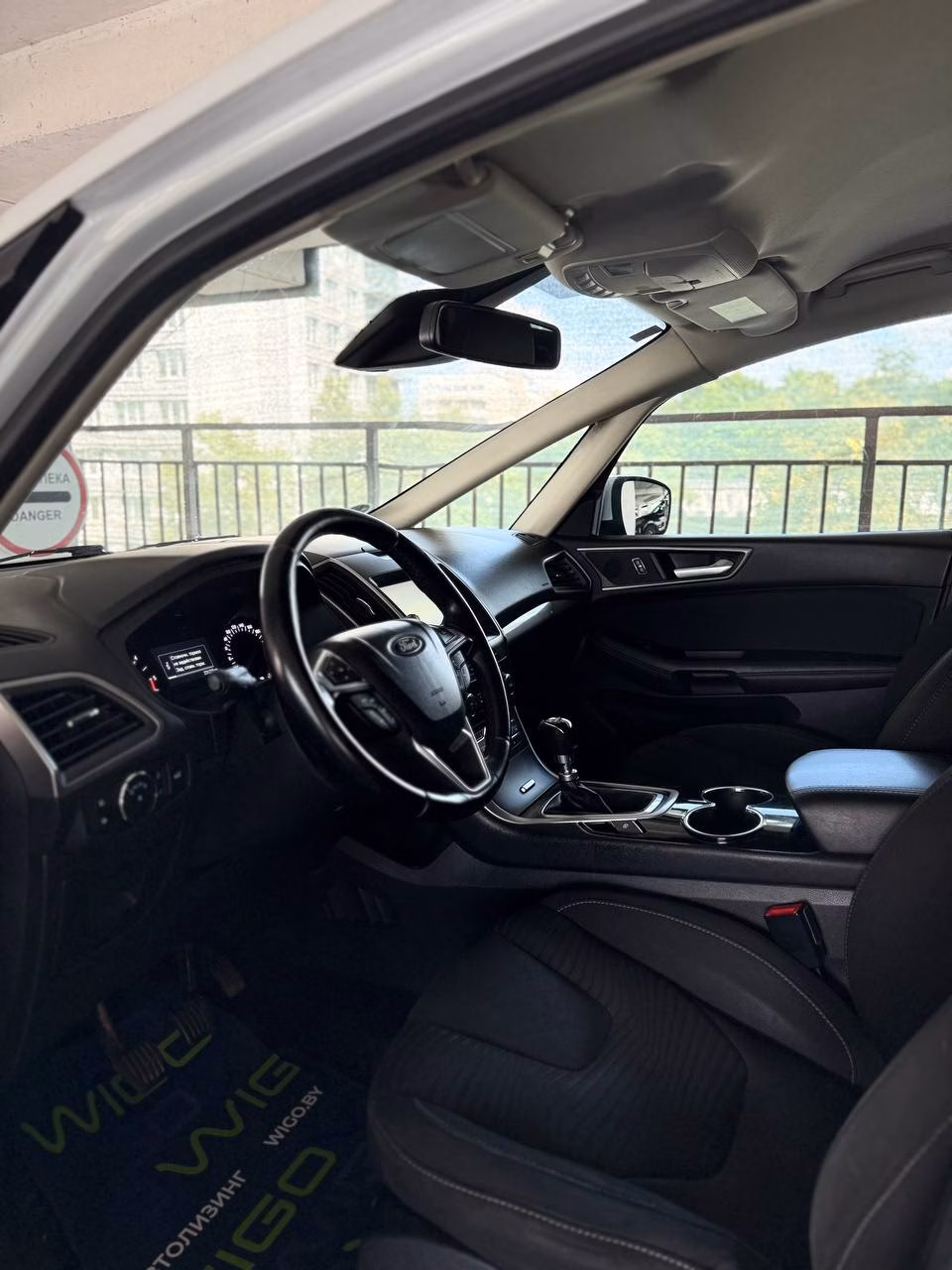 Ford S-MAX фото 11