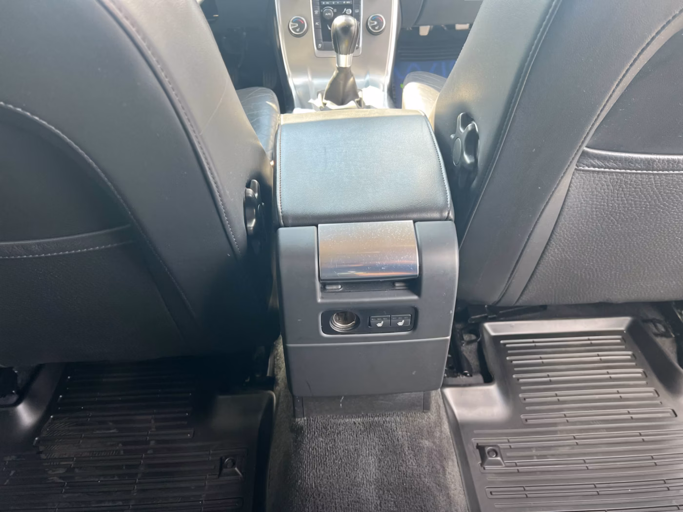 Volvo V70 фото 22