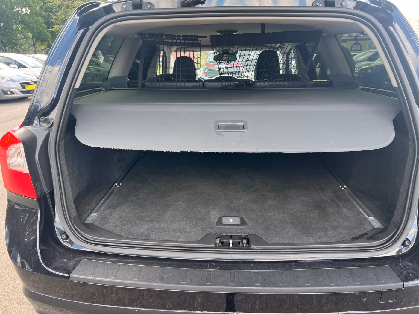 Volvo V70 фото 9