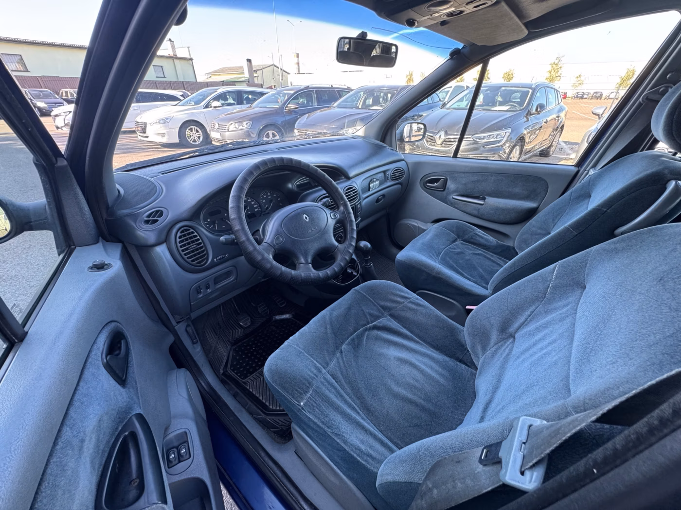 Renault Scenic фото 8