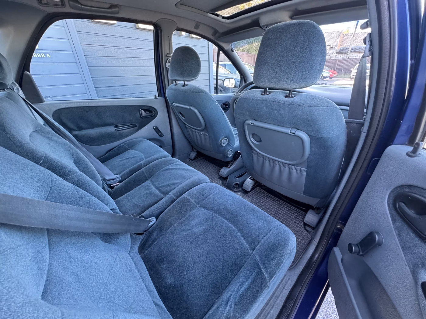 Renault Scenic фото 11