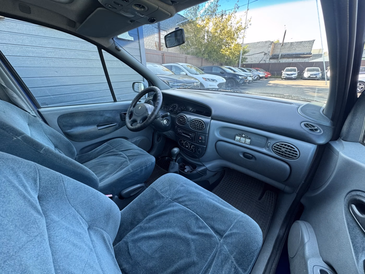 Renault Scenic фото 17