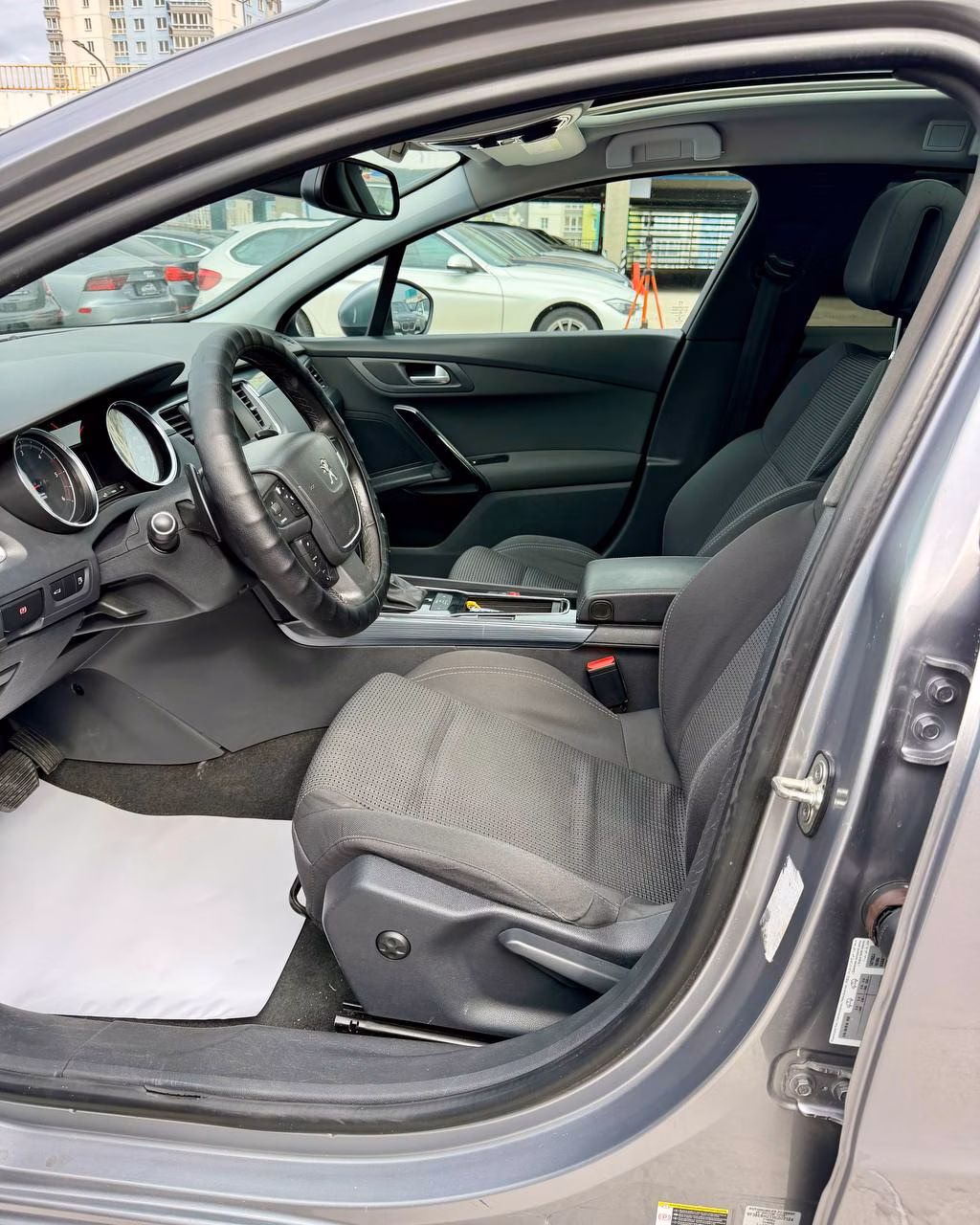 Peugeot 508 фото 10
