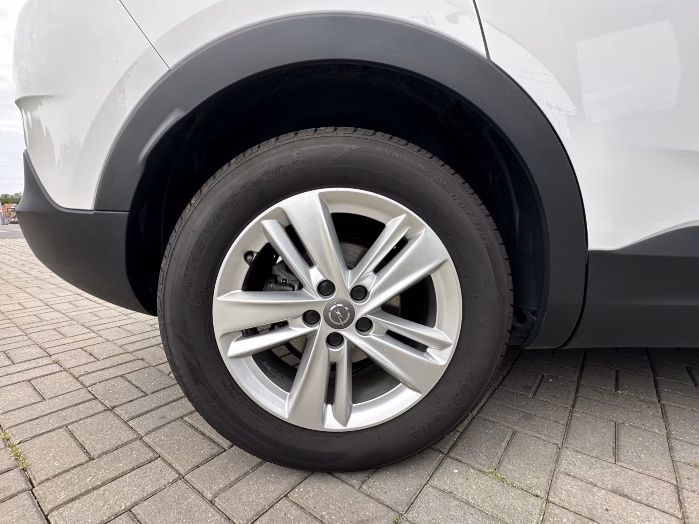 Opel Grandland X фото 8