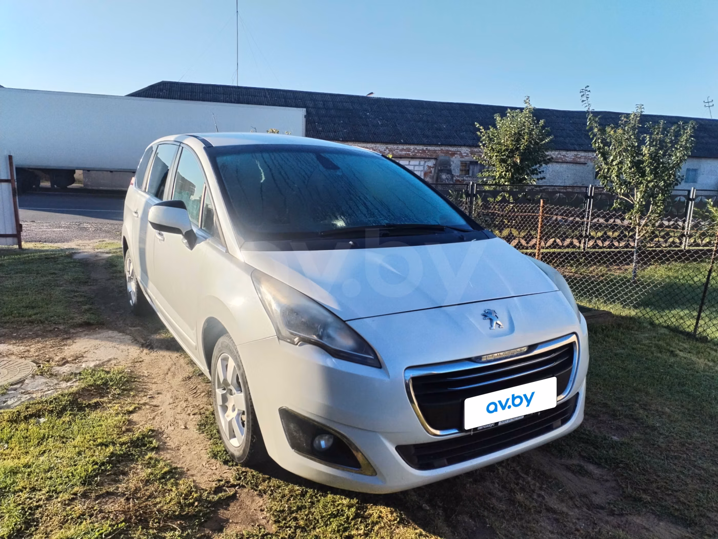 Peugeot 5008