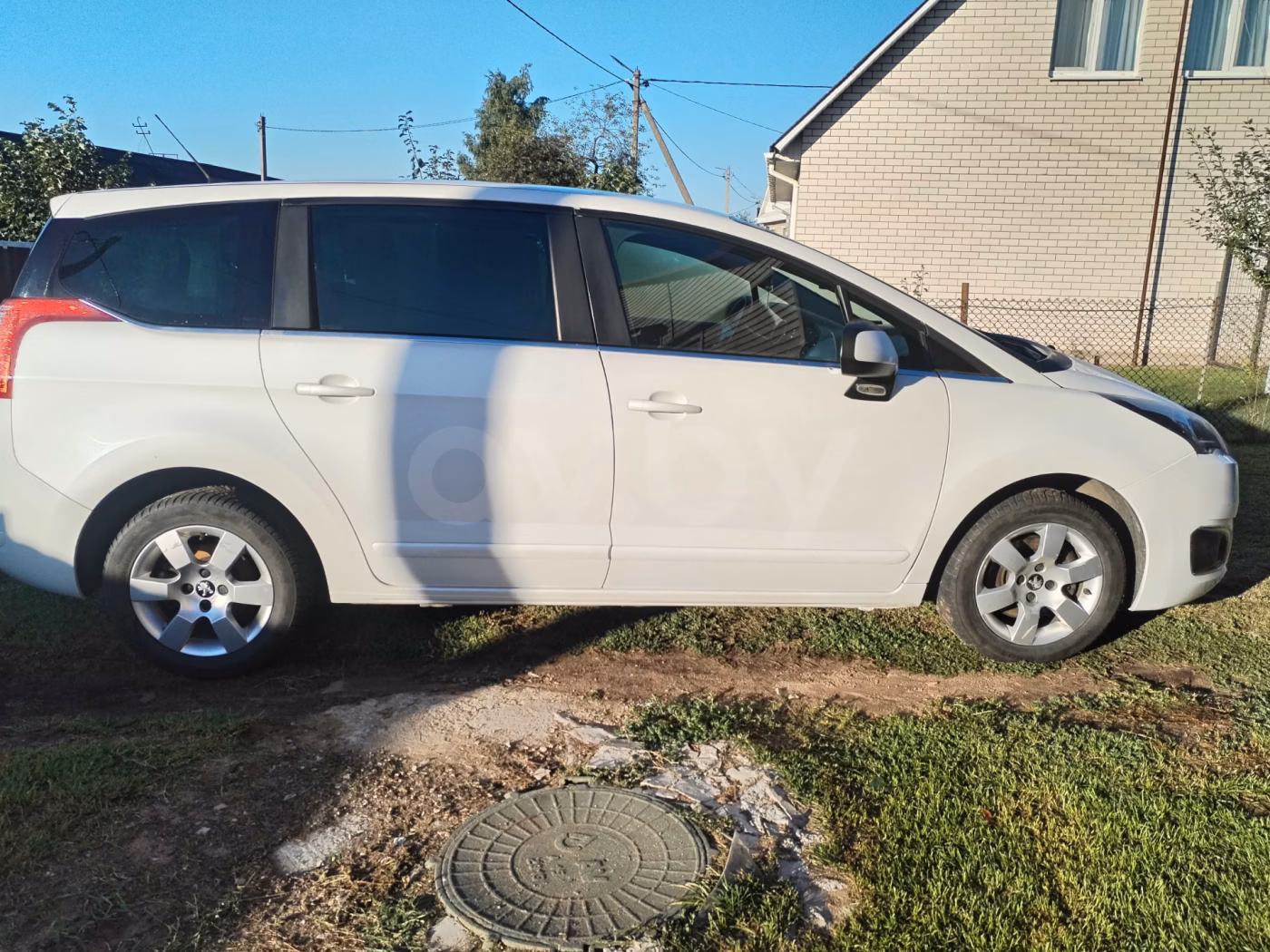 Peugeot 5008 фото 6