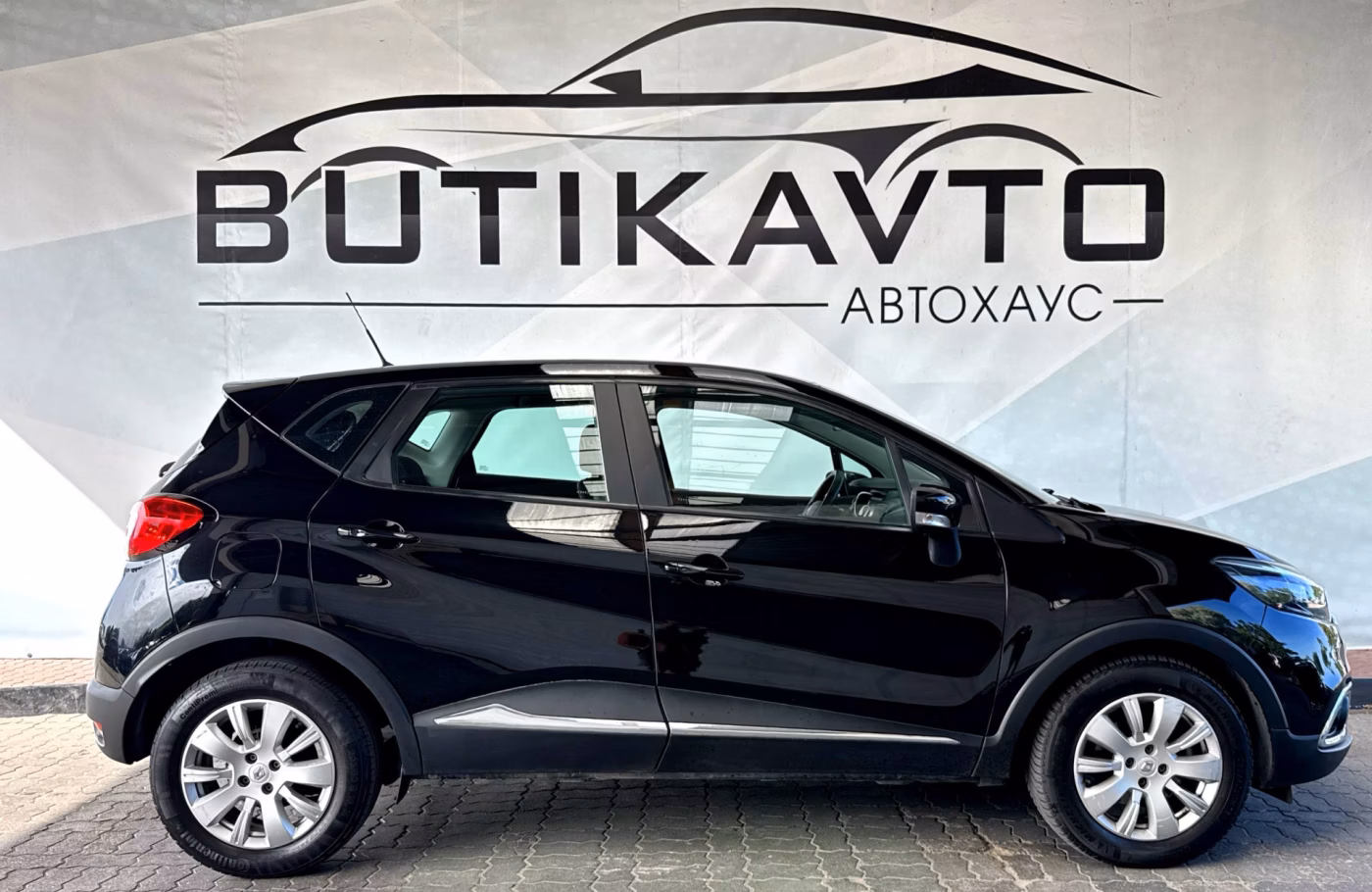 Renault Captur фото 8