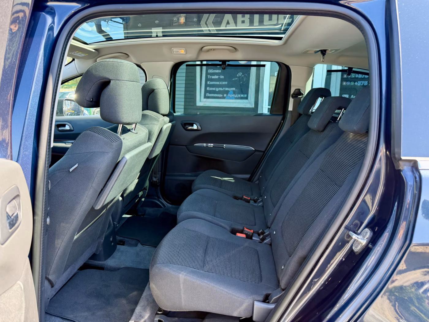 Peugeot 5008 фото 13