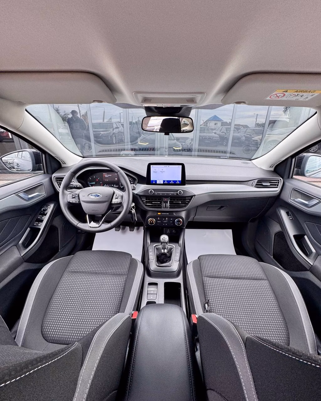 Ford Focus фото 9
