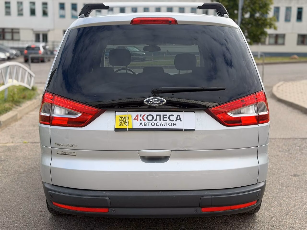 Ford Galaxy фото 5