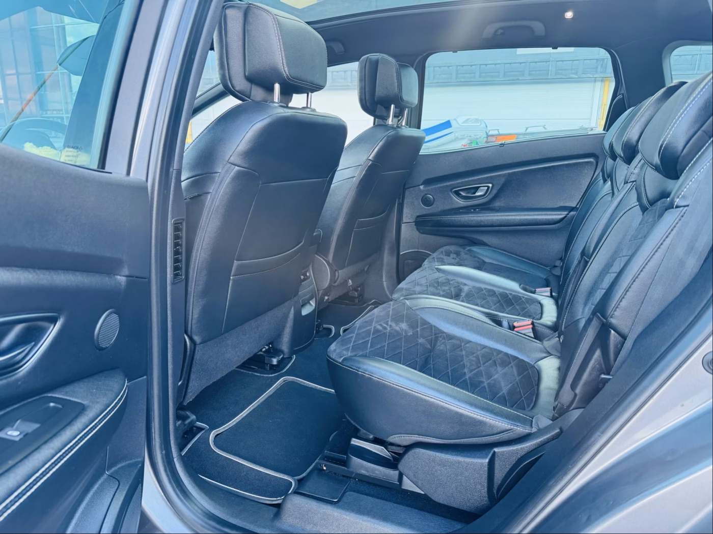 Renault Grand Scenic фото 6