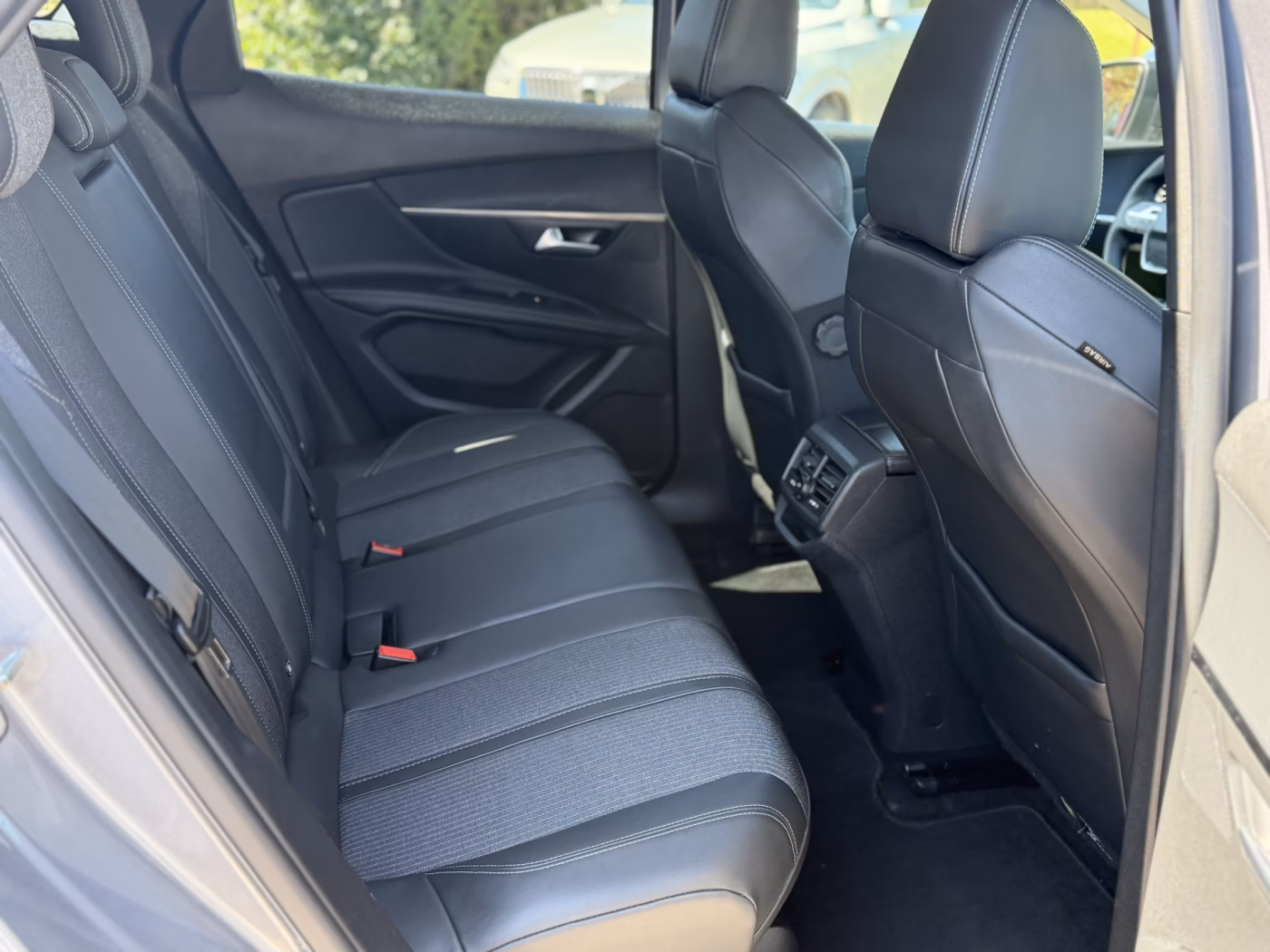 Peugeot 3008 фото 11