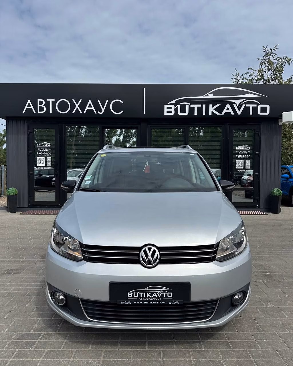 Volkswagen Touran фото 2