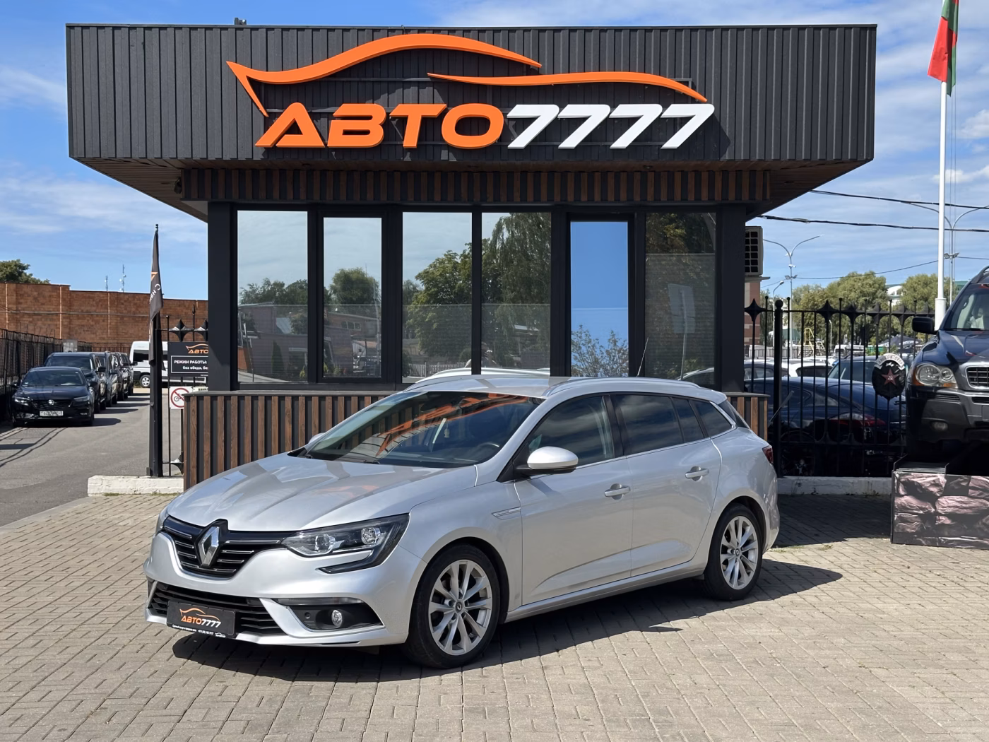Renault Megane фото 5