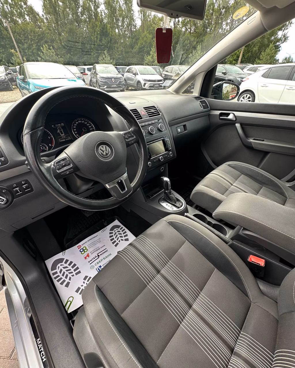 Volkswagen Touran фото 9