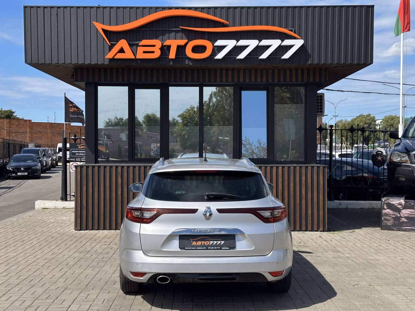 Renault Megane фото 7