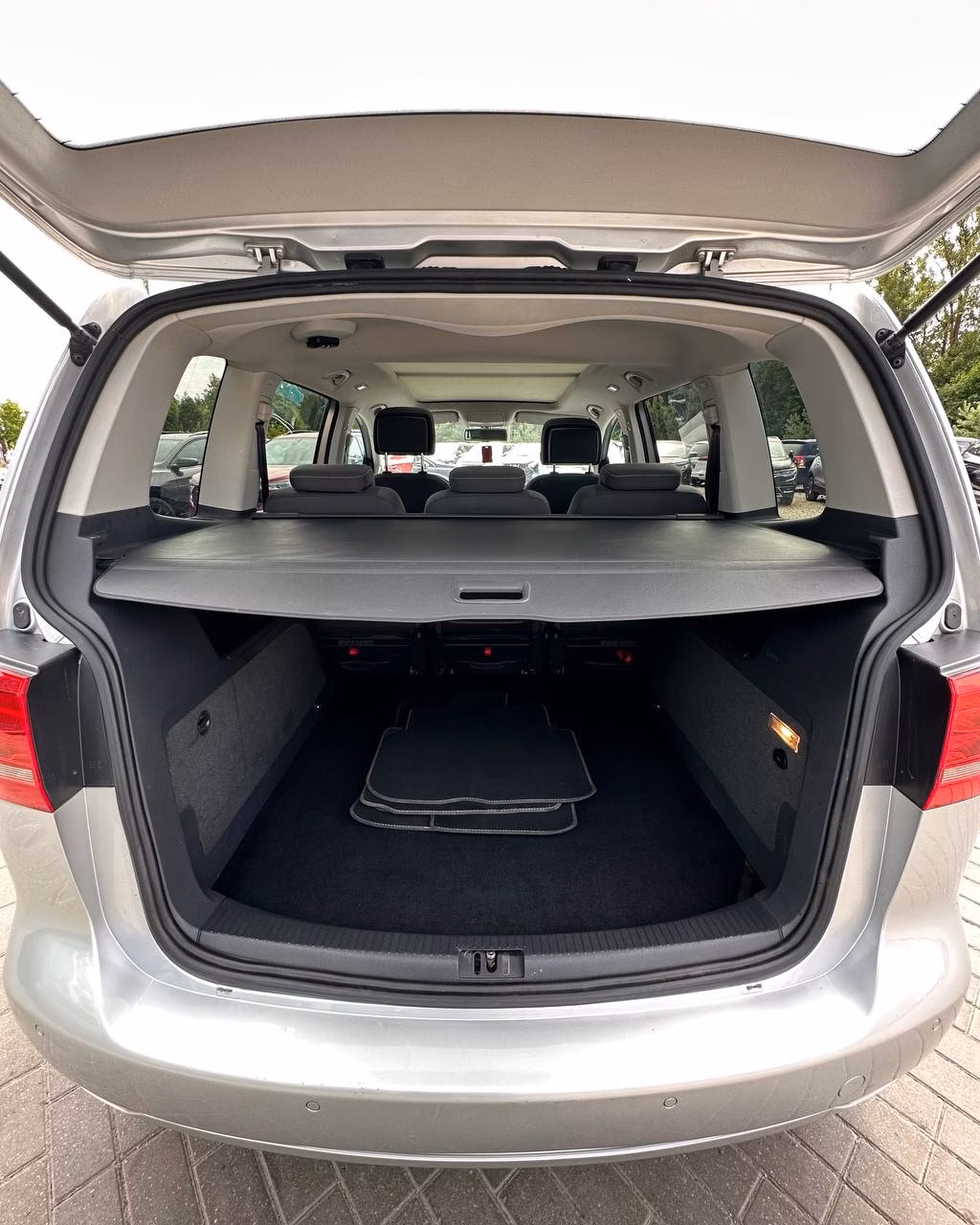 Volkswagen Touran фото 13