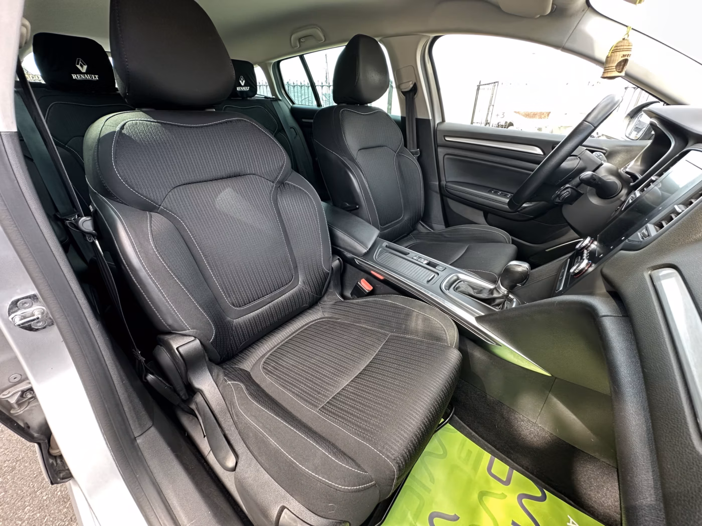 Renault Megane фото 18