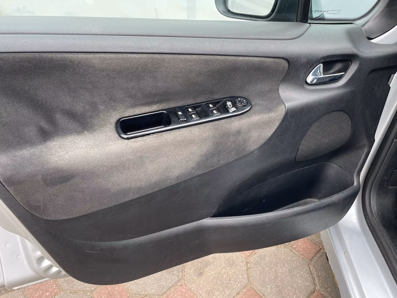 Peugeot 207 фото 17