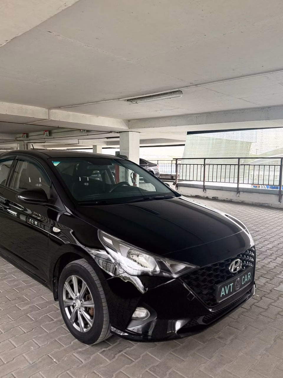 Hyundai Accent фото 10