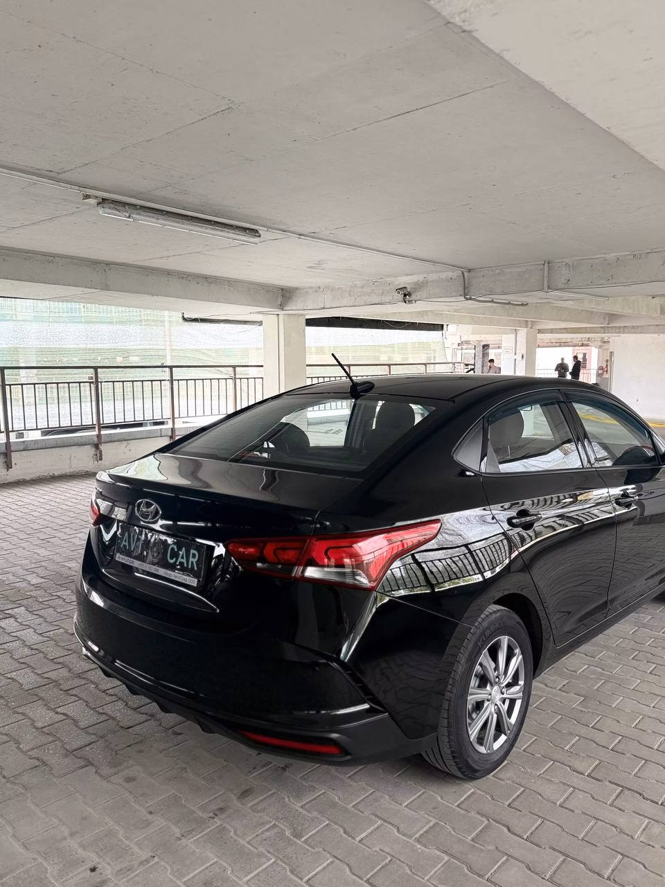 Hyundai Accent фото 7
