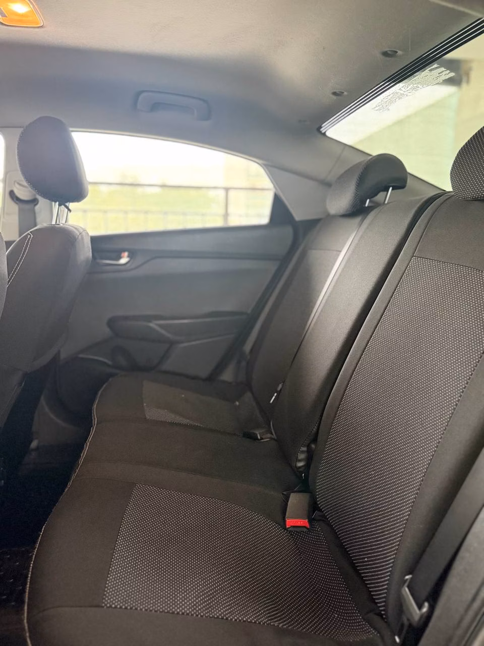 Hyundai Accent фото 14