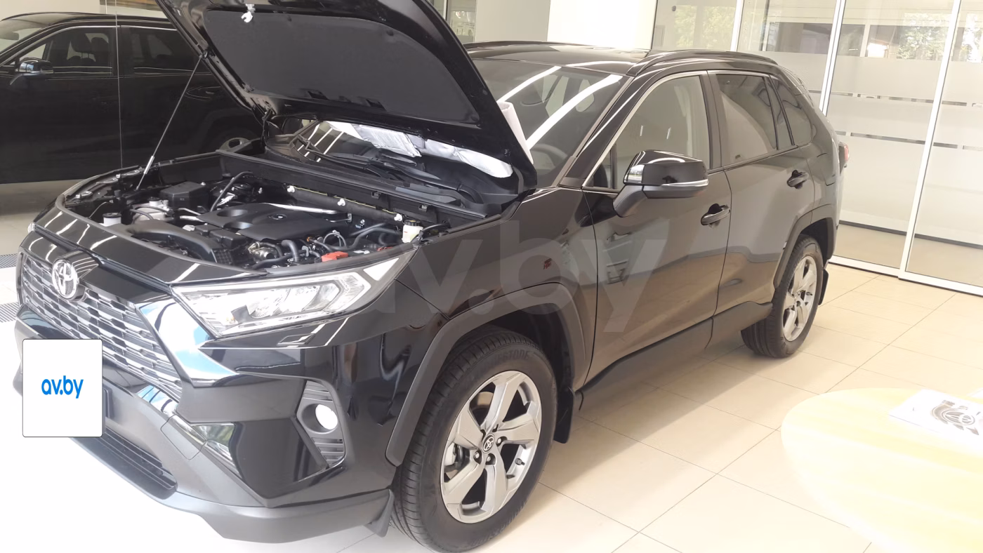 Toyota RAV4 фото 11