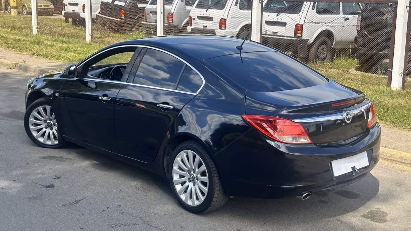 Opel Insignia фото 10