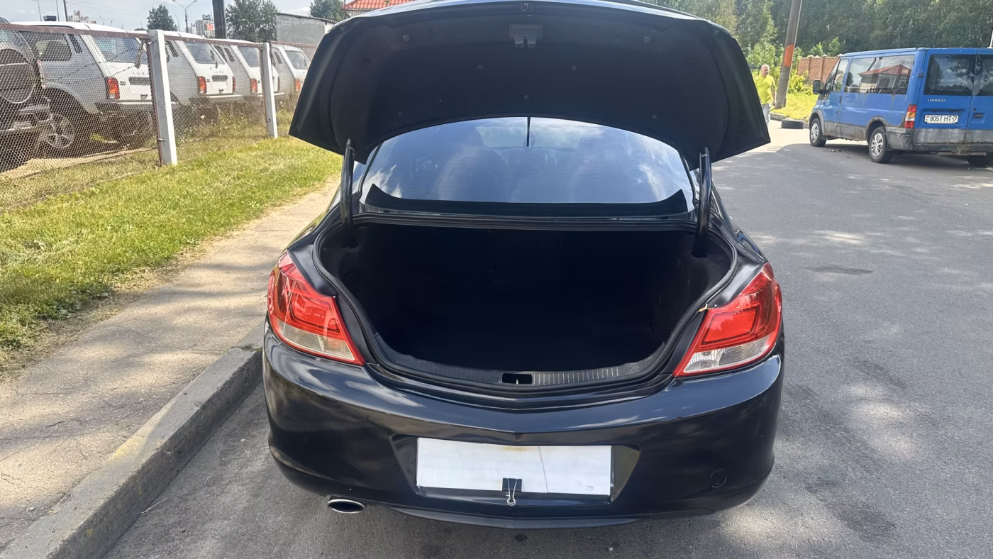 Opel Insignia фото 21