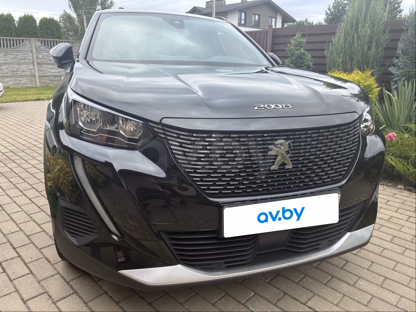 Peugeot 2008 фото 3