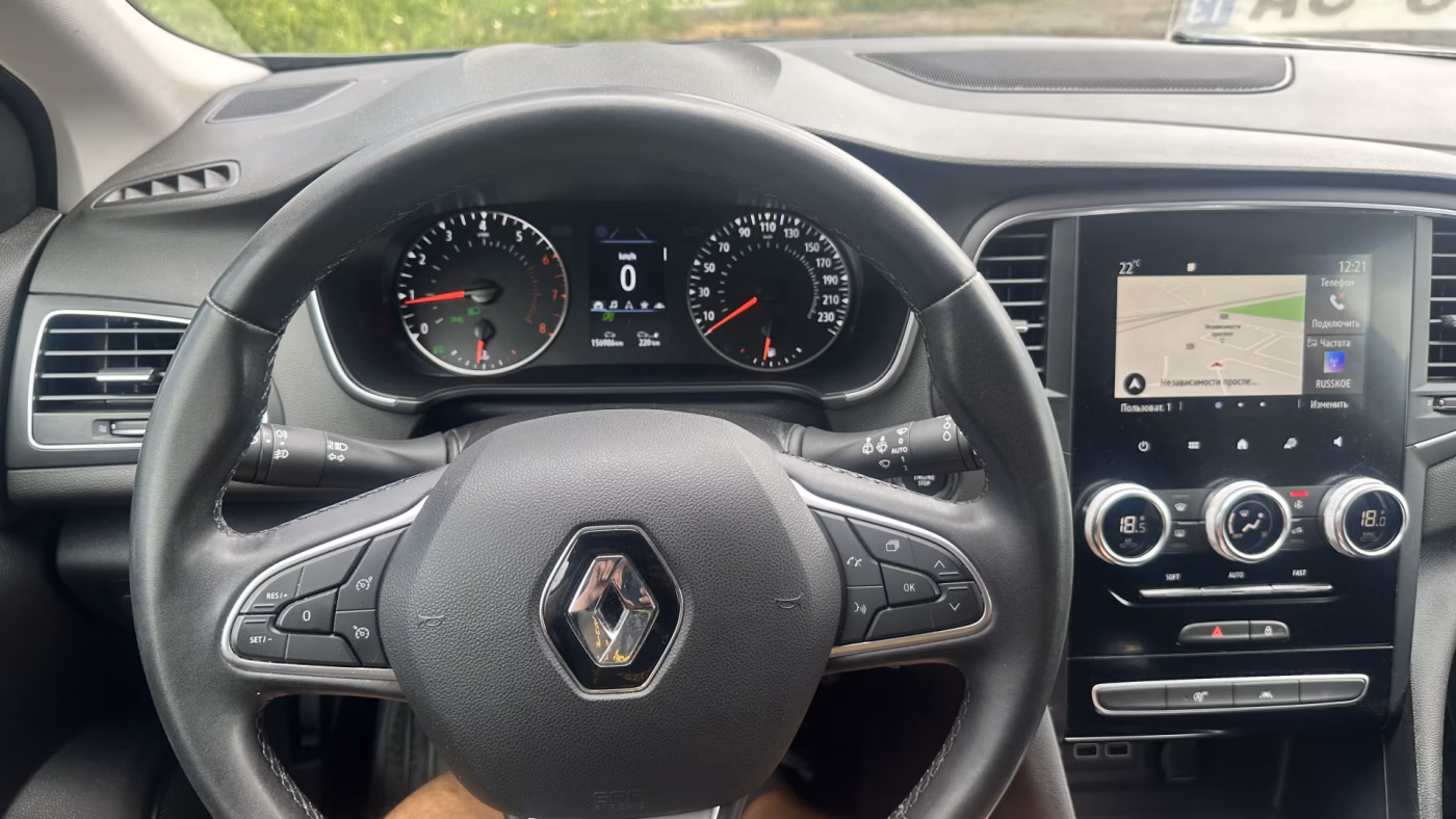 Renault Megane фото 16