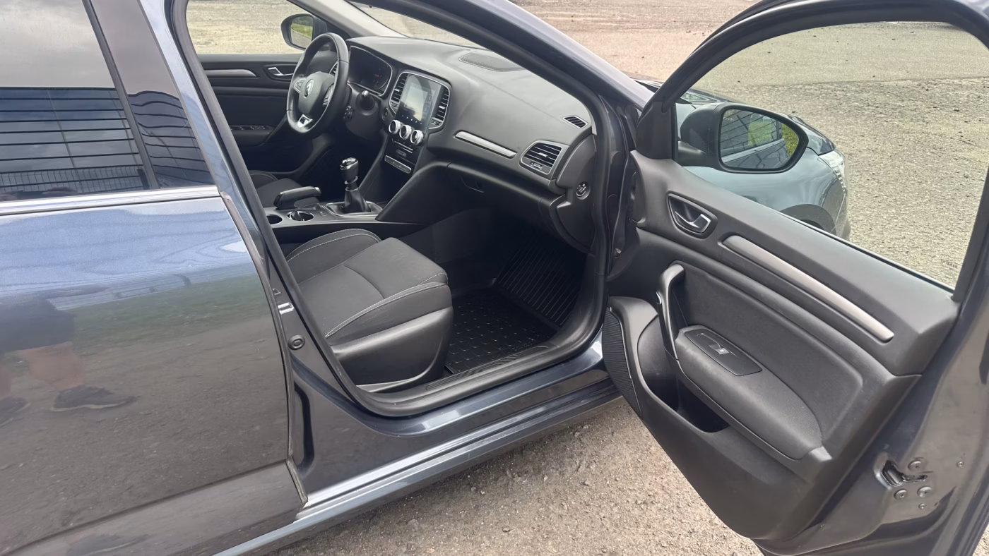 Renault Megane фото 18