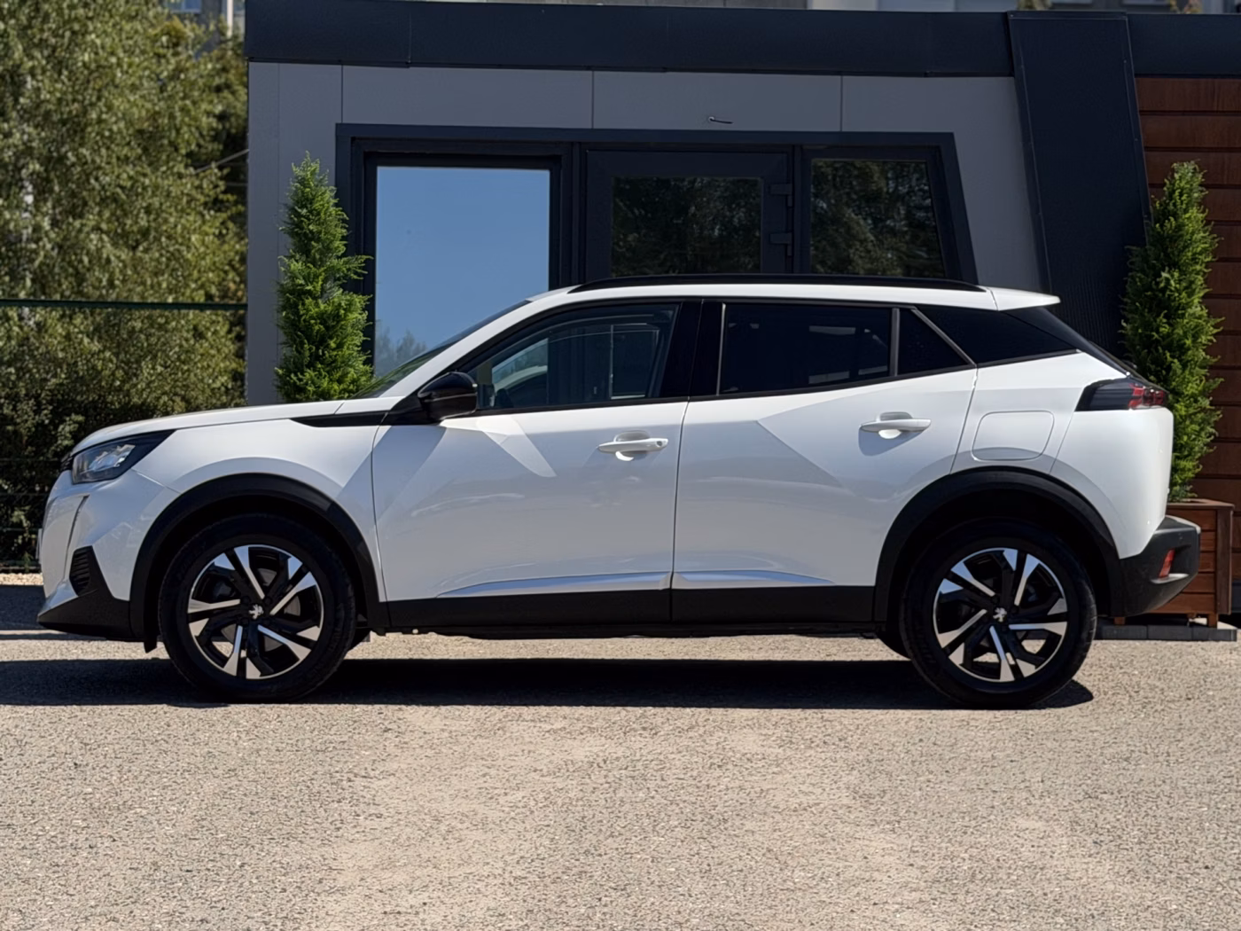 Peugeot 2008 фото 6