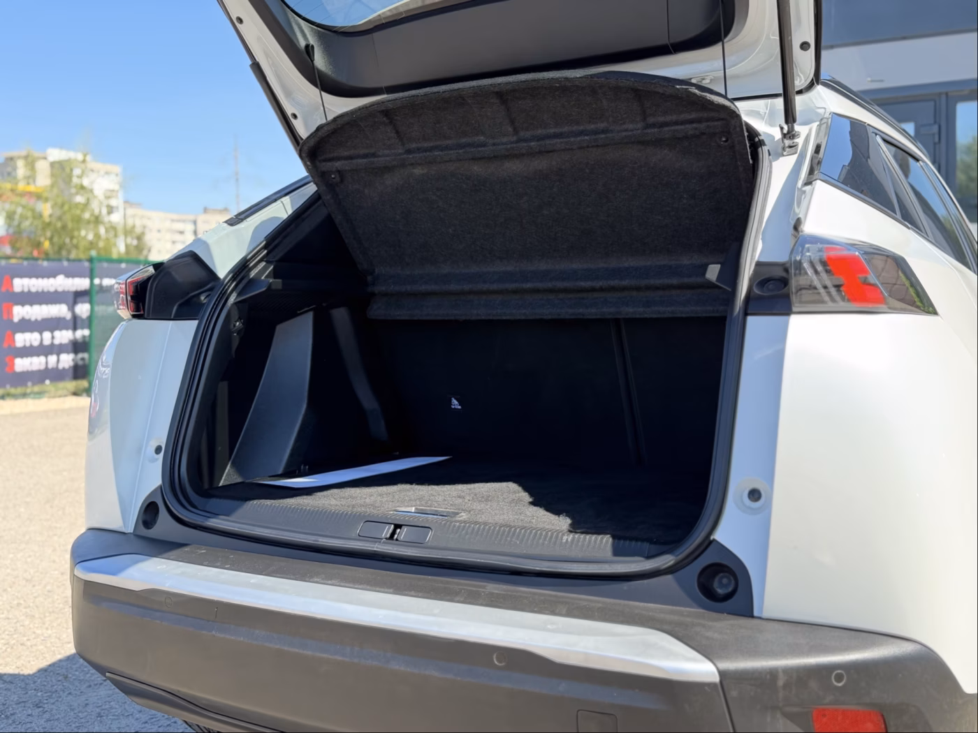 Peugeot 2008 фото 12