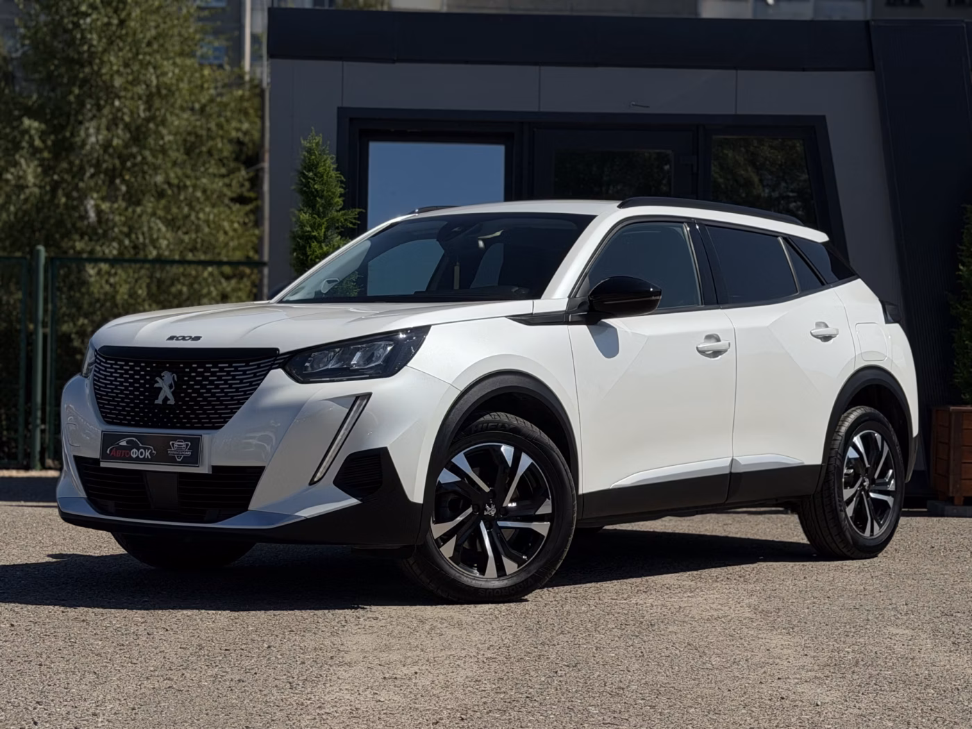 Peugeot 2008 фото 7