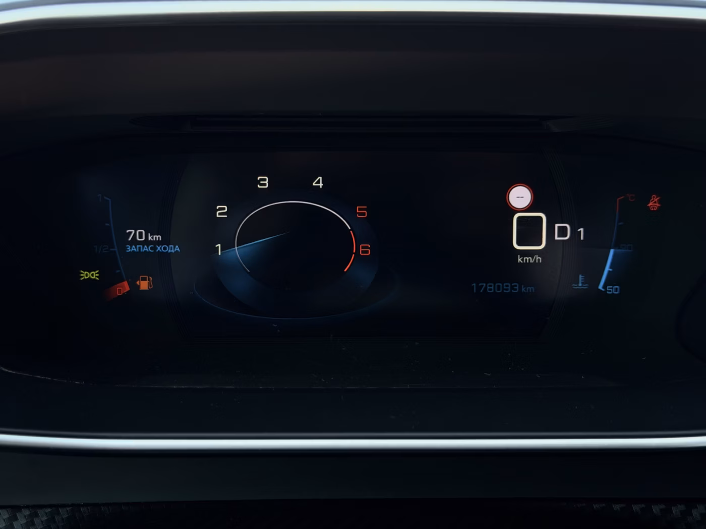 Peugeot 2008 фото 22