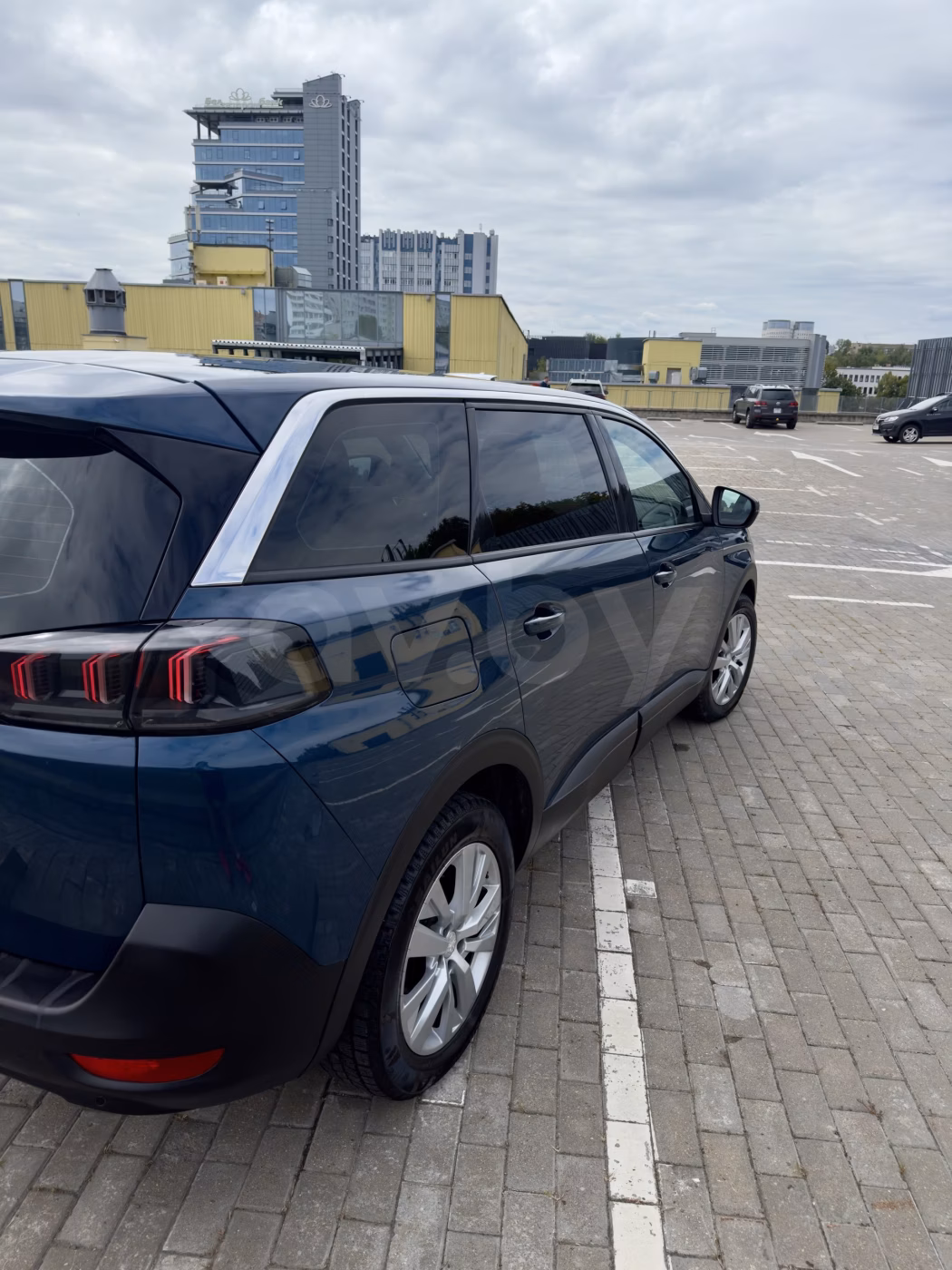 Peugeot 5008 фото 6
