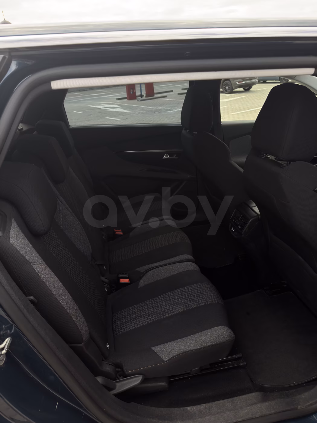 Peugeot 5008 фото 12