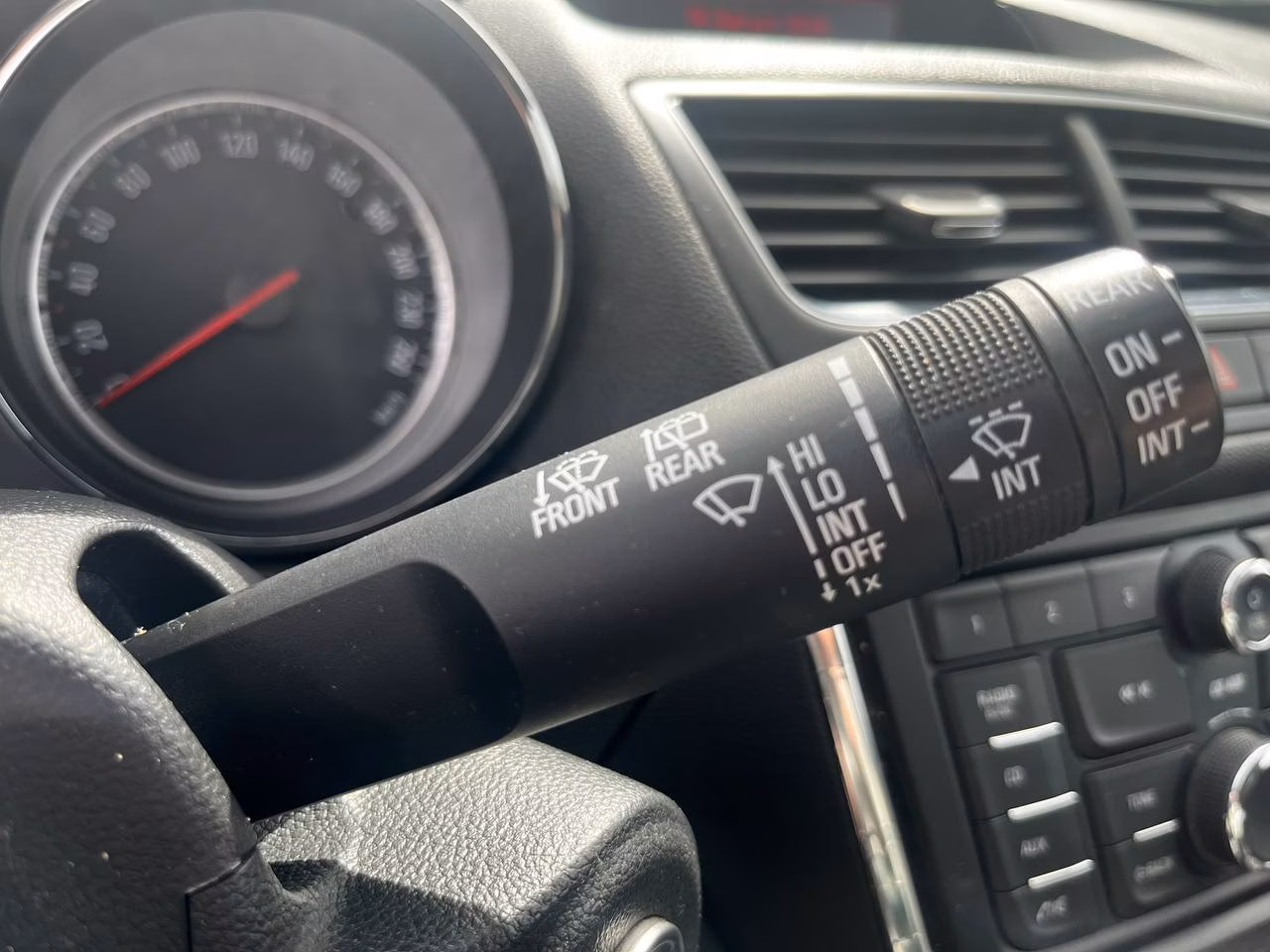 Opel Mokka фото 14