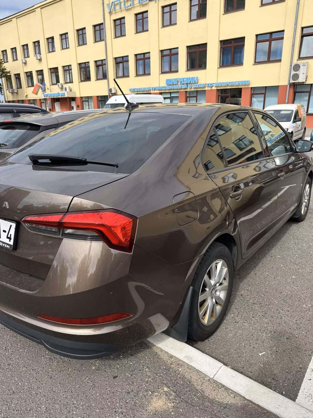 Skoda Rapid фото 8