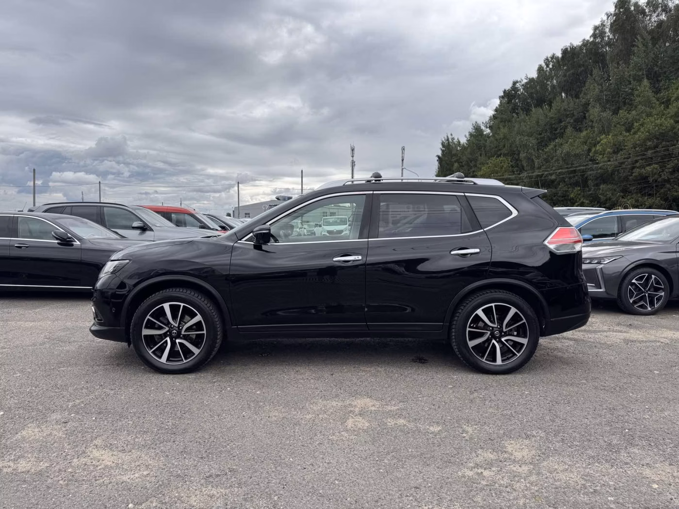 Nissan X-Trail фото 11