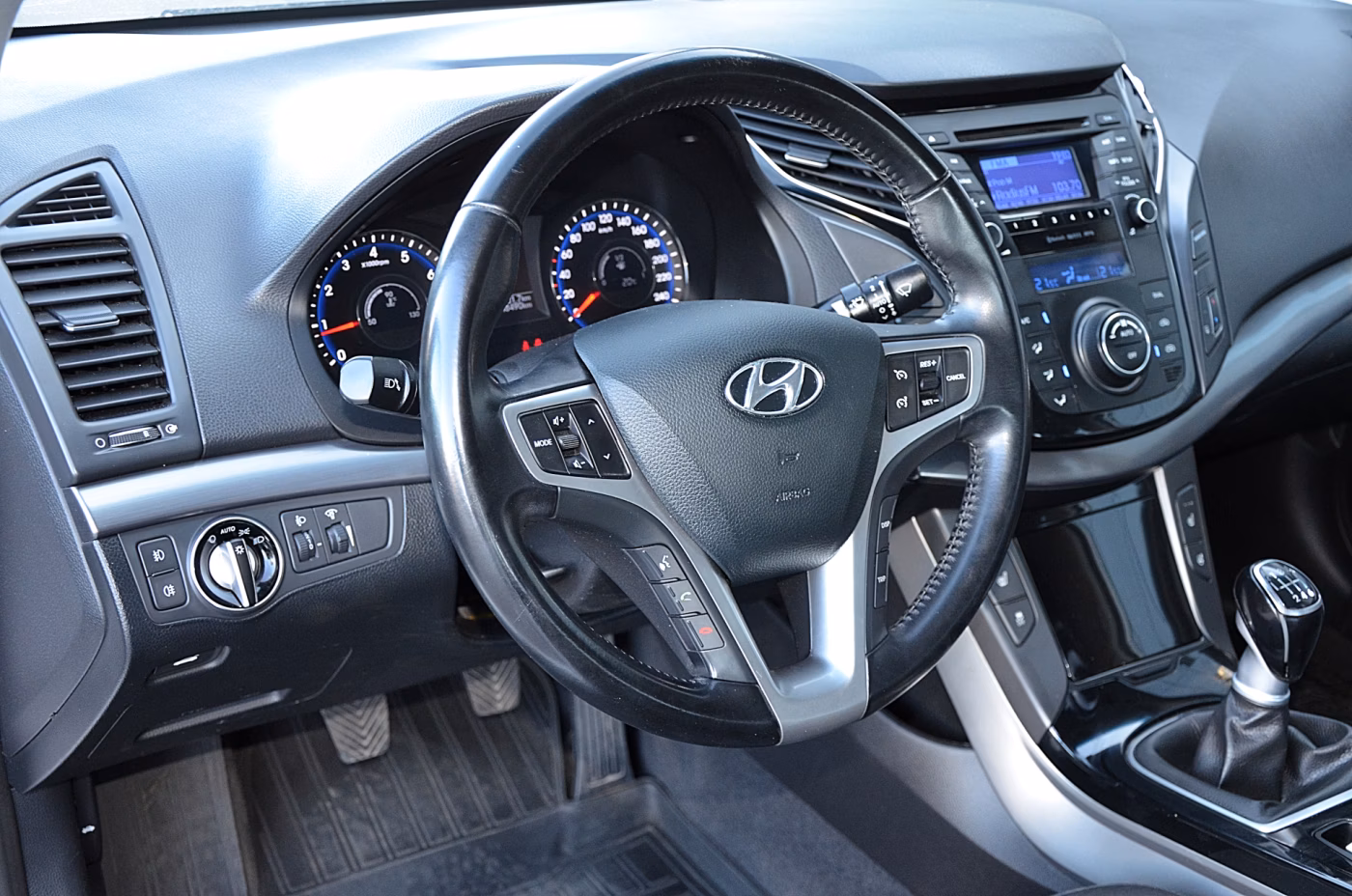 Hyundai i40 фото 16