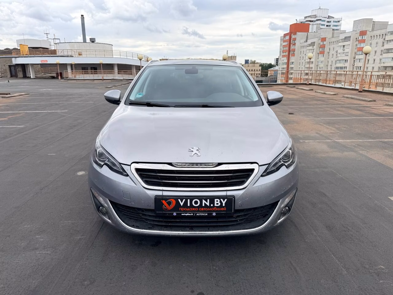 Peugeot 308 фото 2